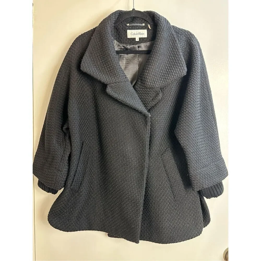 Calvin Klein black coat size 6 with removable knit sleeves